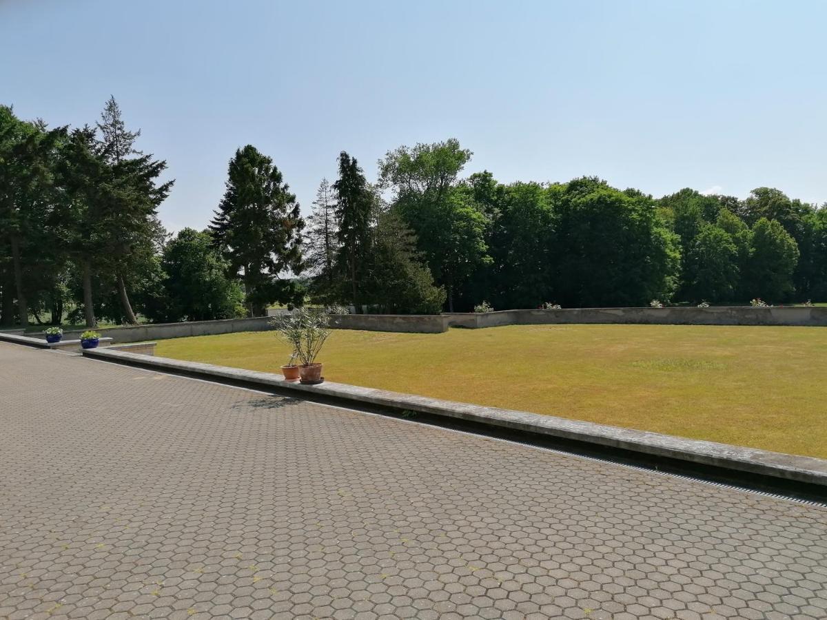 Schloss Wichmannsdorf Kröpelin Extérieur photo